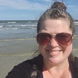 Meet your Posher, Hope